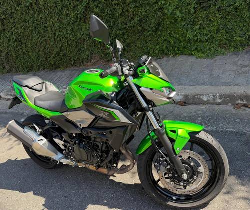 KAWASAKI Z500 
